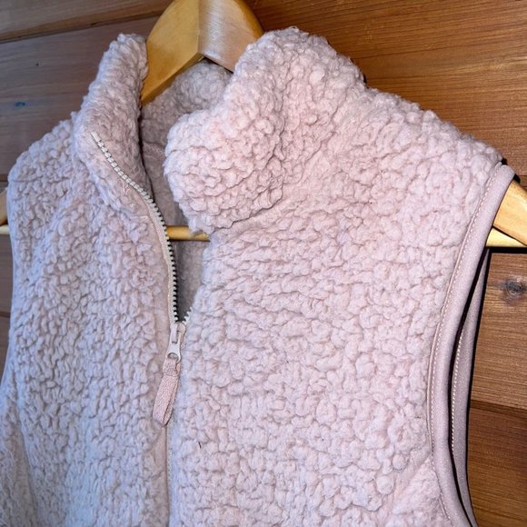 Time & Tru Mauve Sherpa Vest Medium - Picture 2 of 5